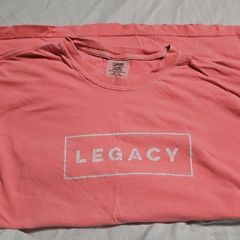 Comfort Colors Soft Peach Tee, T-shirt. Size M.